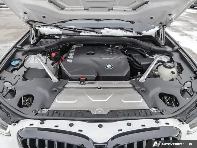 BMW X3 * ФИКСИРАНА ЦЕНА * CARFAX* ОПЦИЯ ЗА ФИНАНСИРАНЕ* , снимка 15 - Автомобили и джипове - 53228782