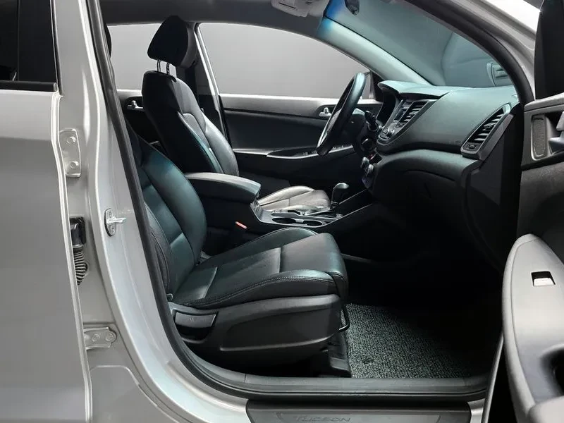 Hyundai Tucson 2.0 4Wd Style - изображение 10