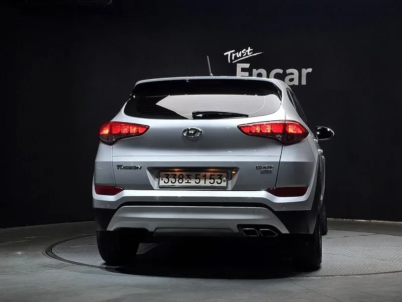 Hyundai Tucson 2.0 4Wd Style - изображение 4