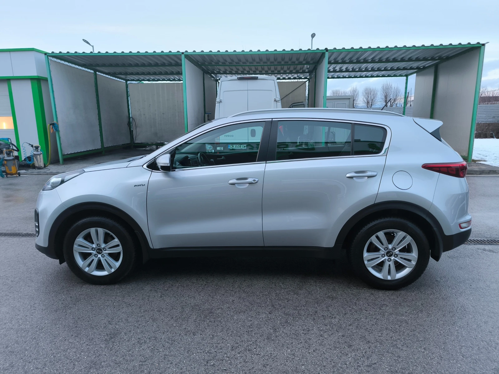 Kia Sportage 2.0 CRDI 4X4 - изображение 3