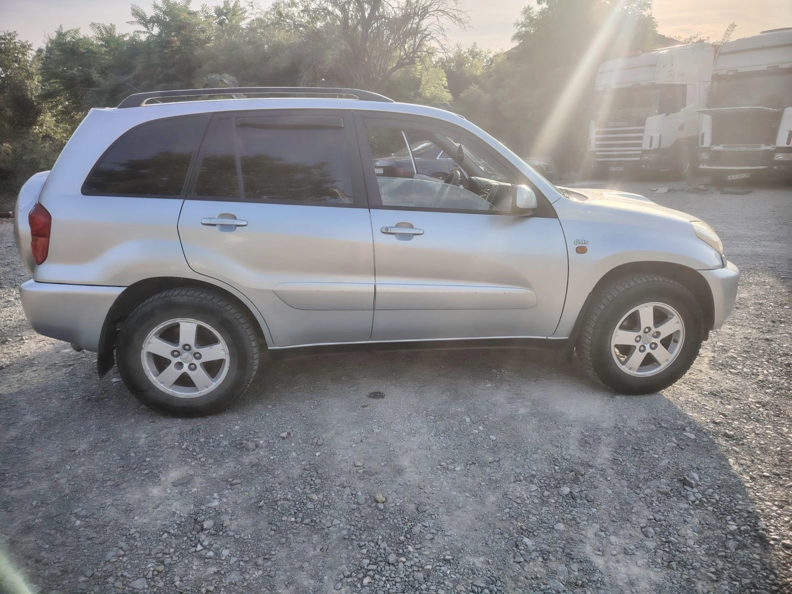 Toyota Rav4 2.0 D4D - изображение 3