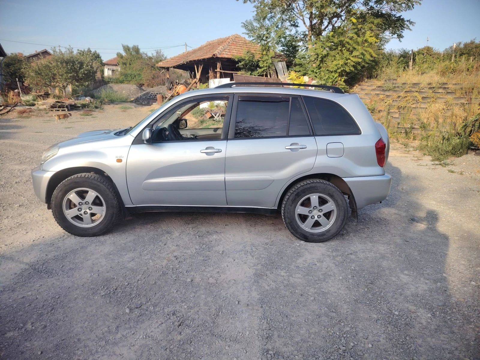 Toyota Rav4 2.0 D4D - изображение 2