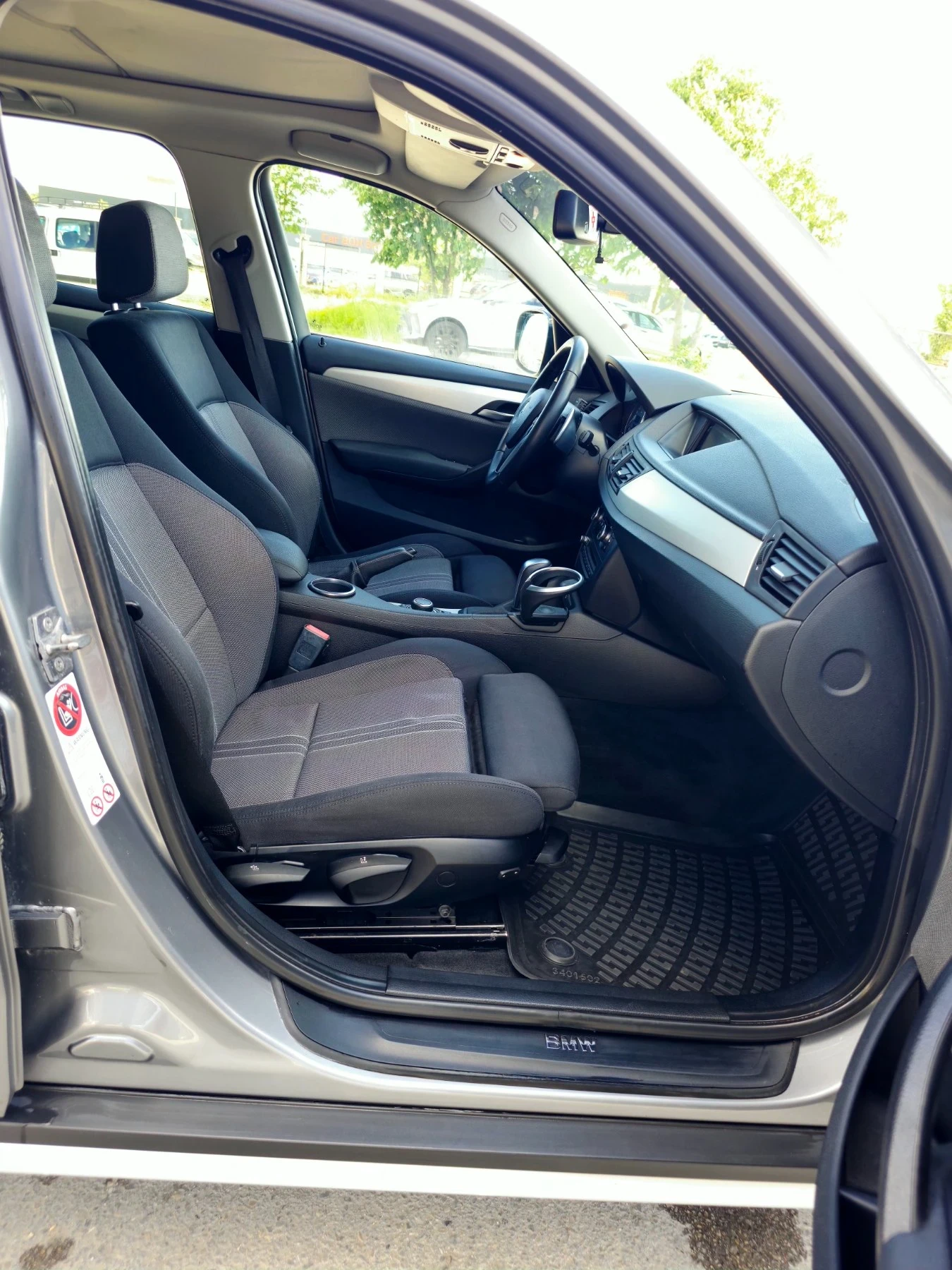 BMW X1, снимка 6 - Автомобили и джипове - 54598553