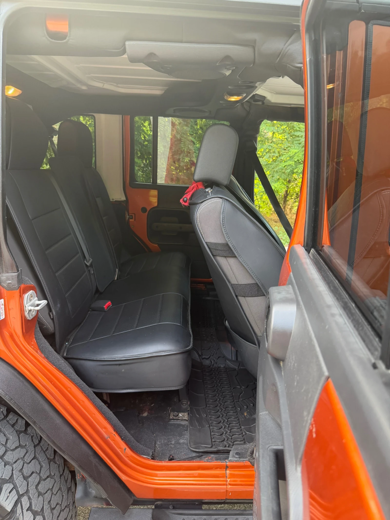 Jeep Wrangler Unlimited Sport X, снимка 10 - Автомобили и джипове - 54873756
