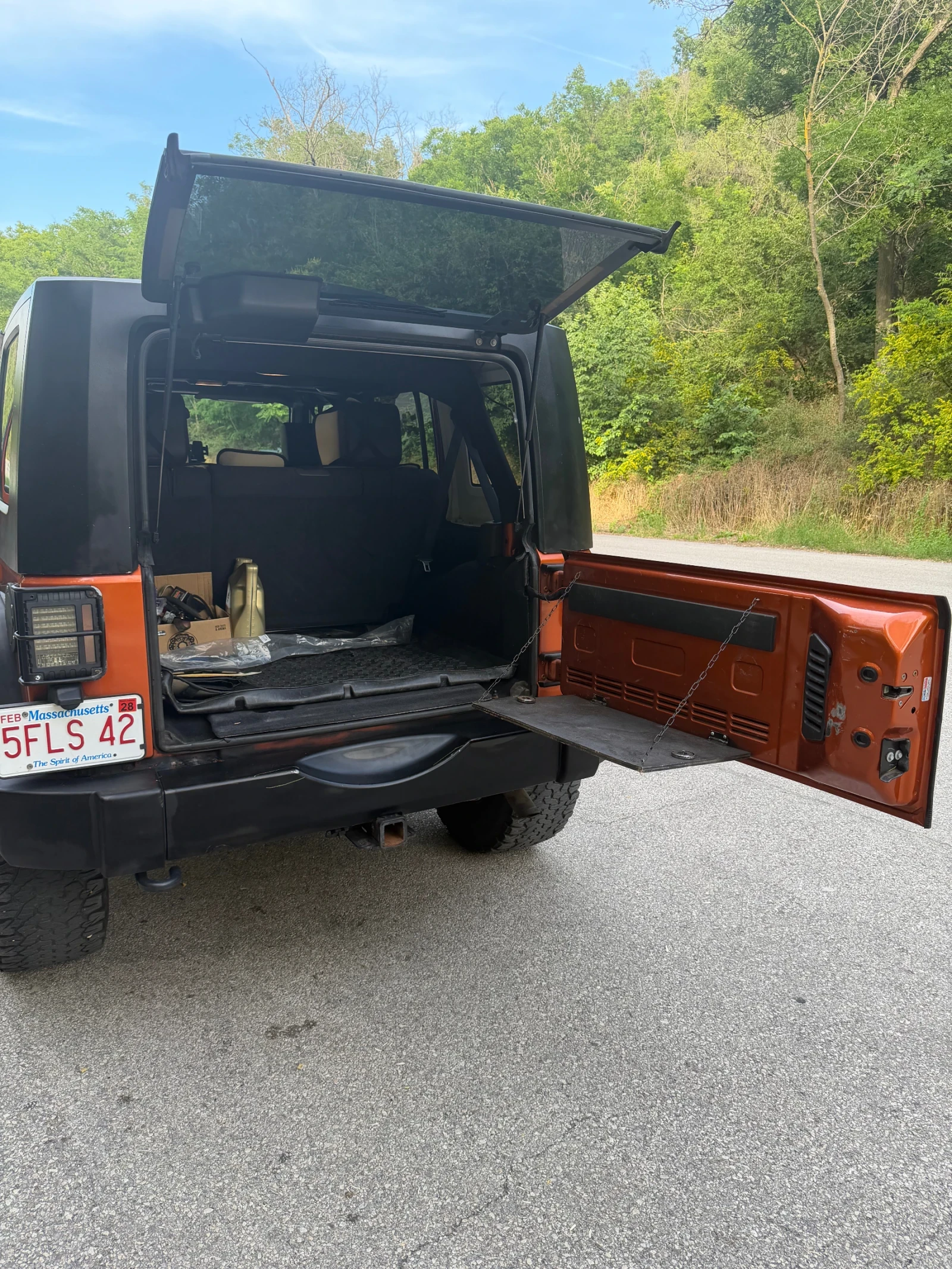 Jeep Wrangler Unlimited Sport X, снимка 9 - Автомобили и джипове - 54873756