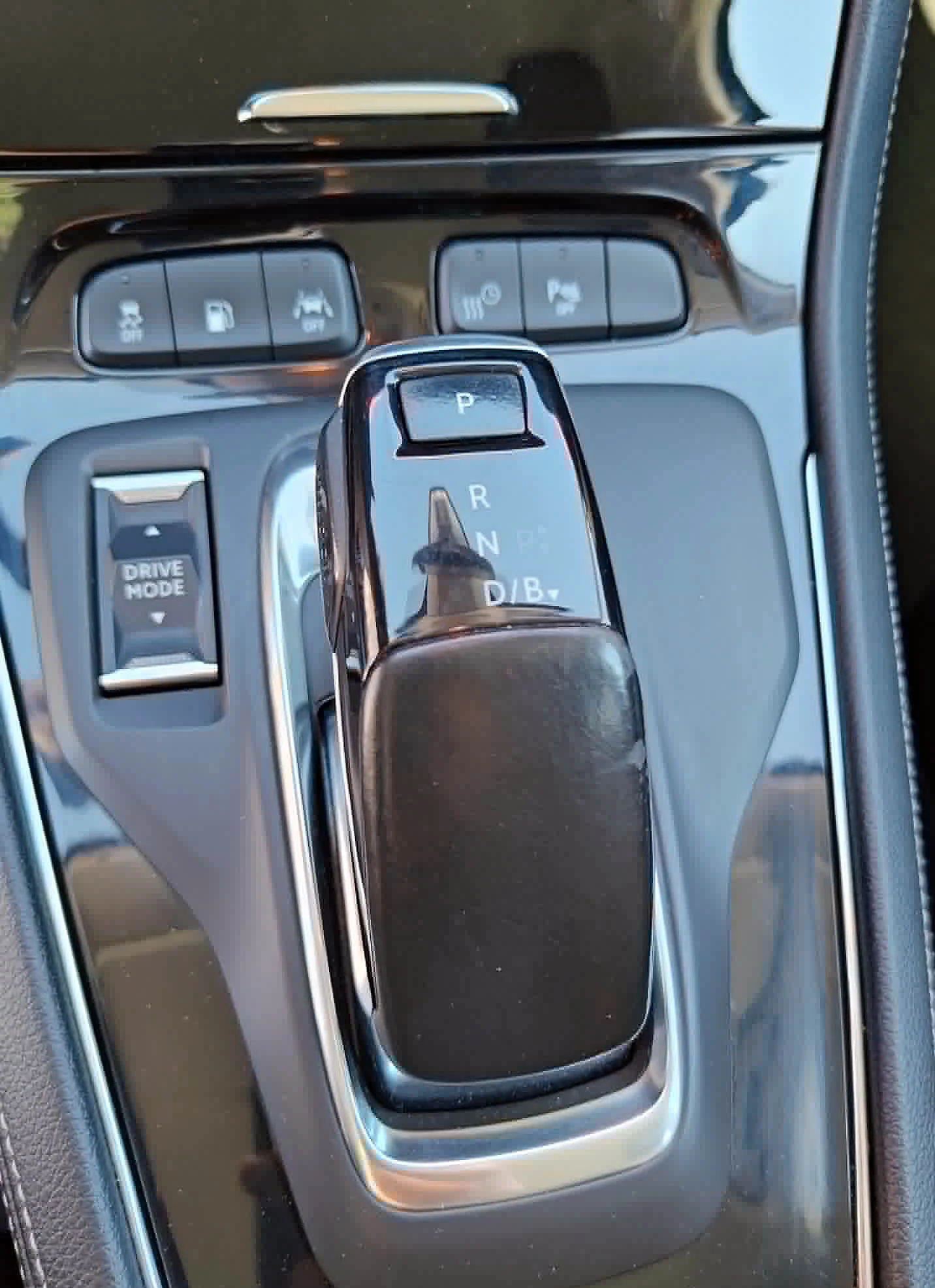 Opel Grandland X 4x4 Plug In Ultimate, снимка 14 - Автомобили и джипове - 55421711