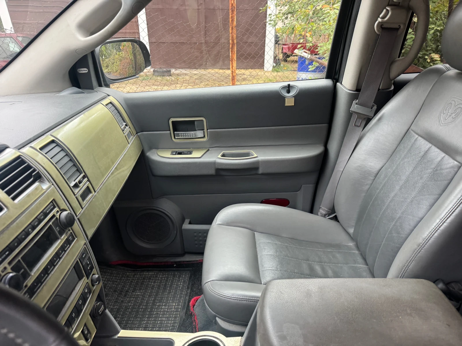 Dodge Durango 5.7 HEMI, снимка 7 - Автомобили и джипове - 56554437