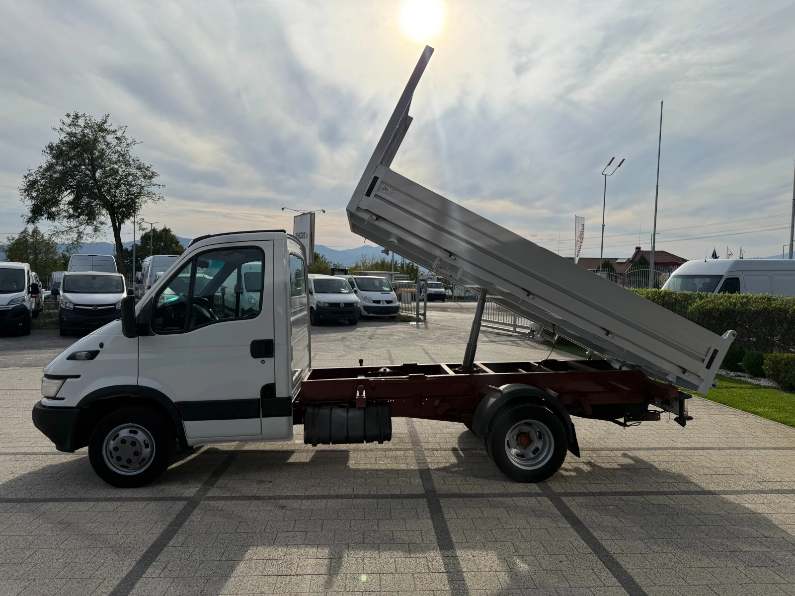 Iveco Daily 35C12 до 3.5т. 3.55м. Климатроник  - изображение 4