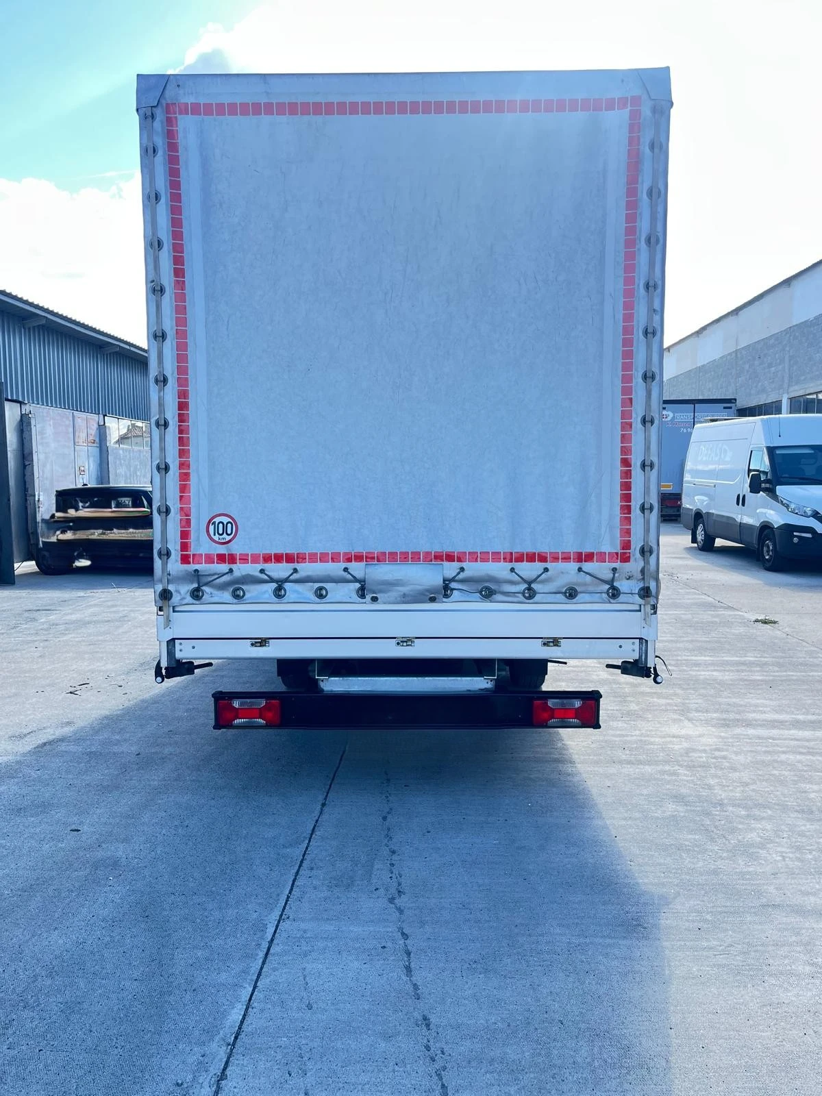 Iveco 35 35S21, снимка 5 - Бусове и автобуси - 56353668