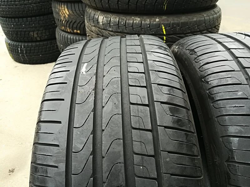 Гуми Летни 235/40R19, снимка 3 - Гуми и джанти - 23684543