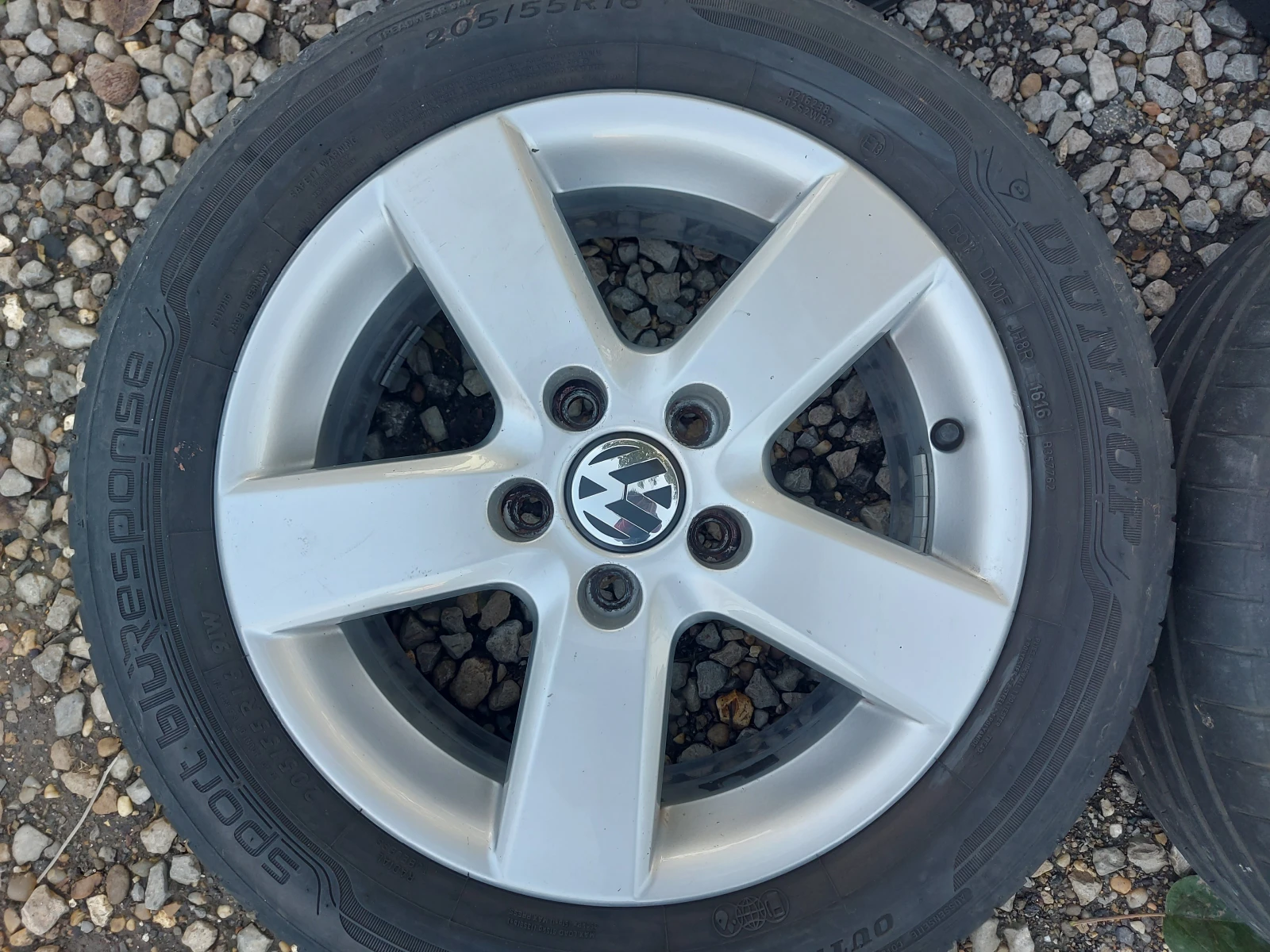    205/55R16  VW Touran | Mobile.bg   3