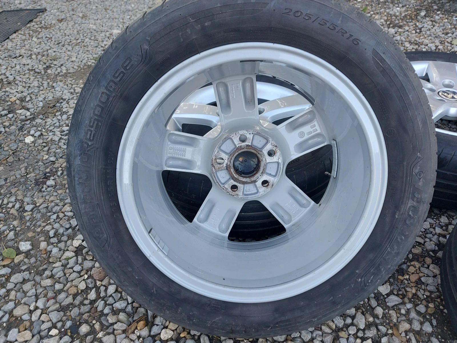    205/55R16  VW Touran | Mobile.bg   6