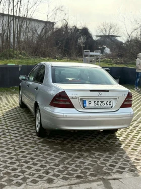 Mercedes-Benz C 220, снимка 3