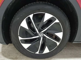 VW ID.4 PRO/CARFAX/AWD/ФИНАНСИРАНЕ, снимка 7