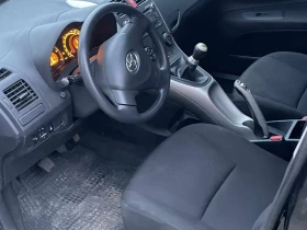 Toyota Auris 1.4 дизел, снимка 7