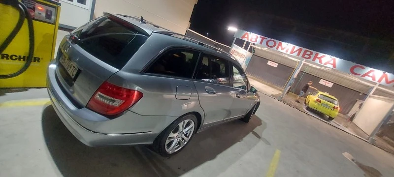 Mercedes-Benz C 220, снимка 5 - Автомобили и джипове - 47429333