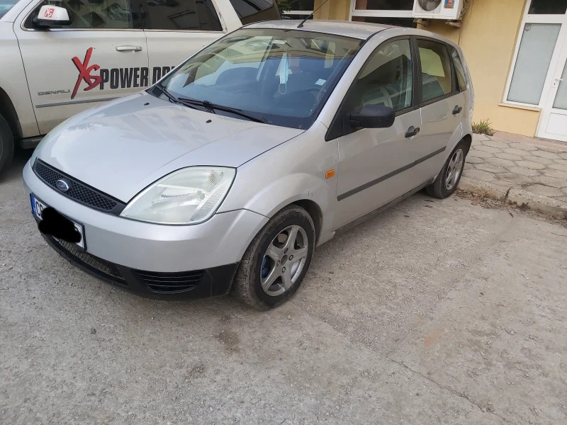 Ford Fiesta, снимка 1 - Автомобили и джипове - 47772151