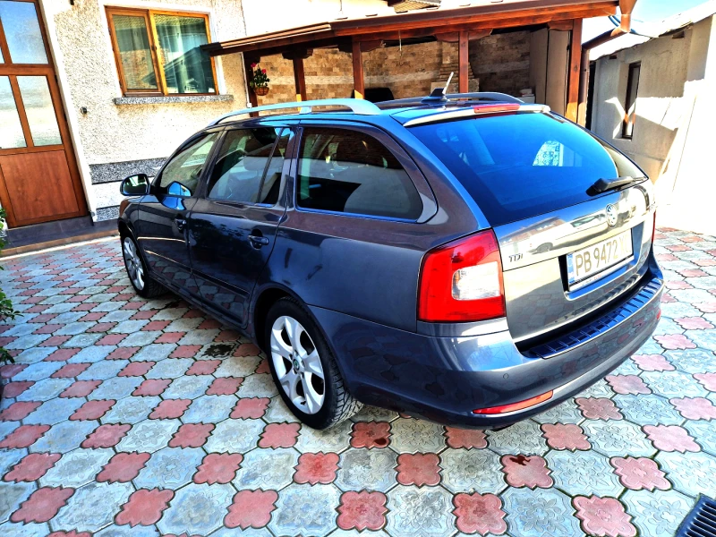 Skoda Octavia 1.6, снимка 3 - Автомобили и джипове - 47434582