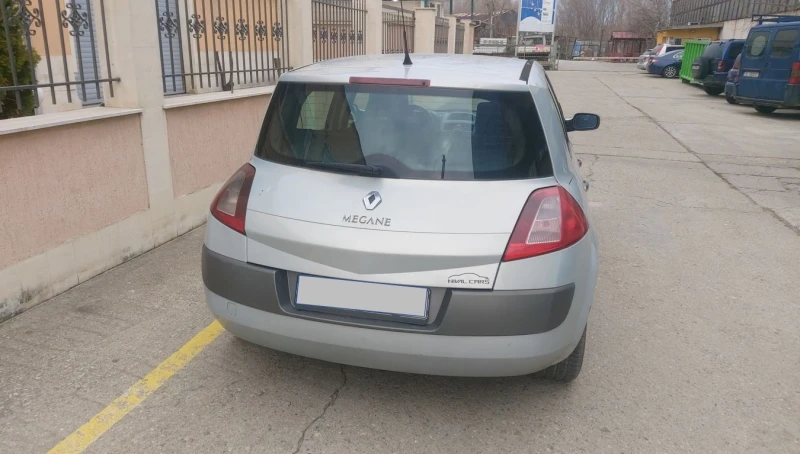 Renault Megane 1.9DCI, снимка 5 - Автомобили и джипове - 48568239