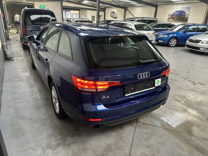 Audi A4 2.0 TFSI фабрично метан , снимка 12 - Автомобили и джипове - 48180733