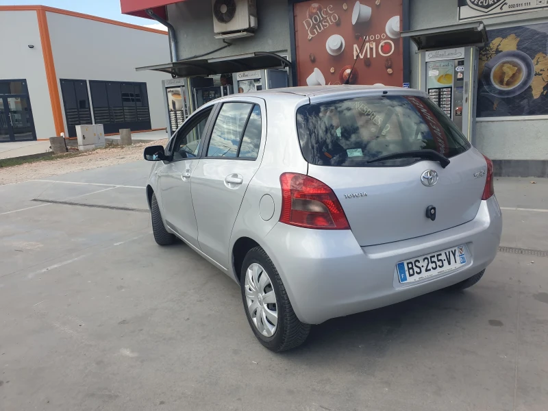 Toyota Yaris 1.4 D4D, снимка 5 - Автомобили и джипове - 48213420