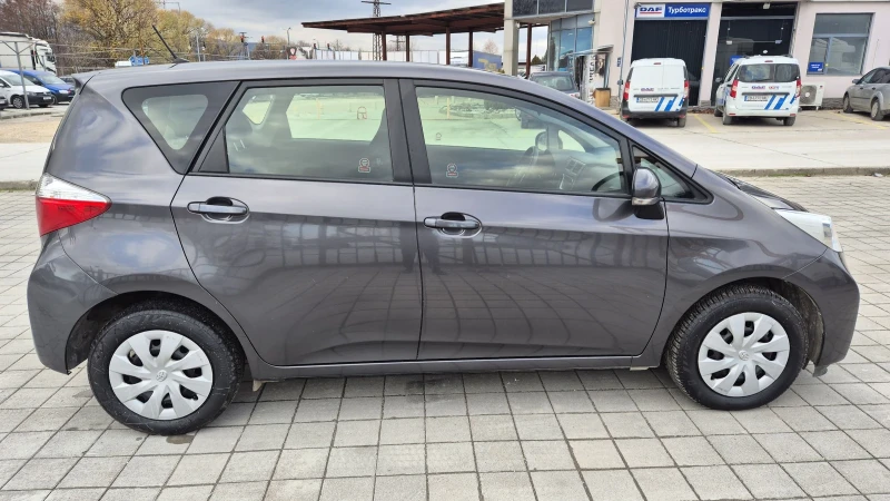 Toyota Verso S 1.3 УНИКАТ, снимка 16 - Автомобили и джипове - 48321114