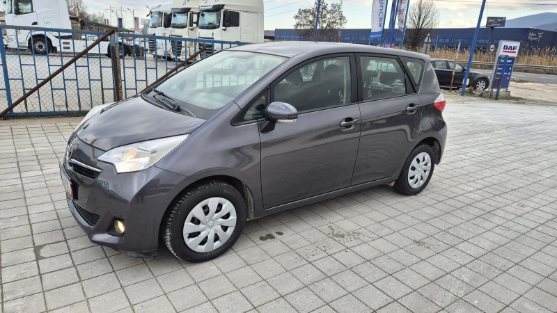 Toyota Verso S 1.3 УНИКАТ, снимка 4 - Автомобили и джипове - 48321114