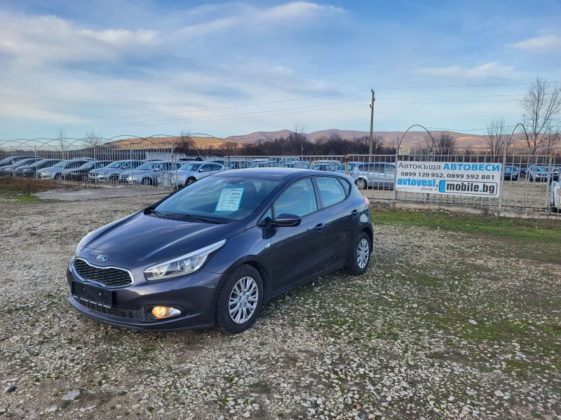 Kia Ceed 1.4i, снимка 1 - Автомобили и джипове - 48400009