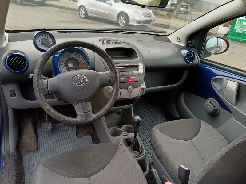 Toyota Aygo 1.0 , снимка 9 - Автомобили и джипове - 48636884