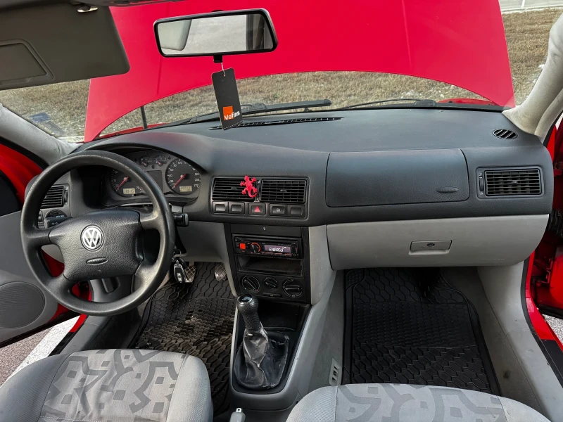 VW Golf 1.4, снимка 11 - Автомобили и джипове - 49348636