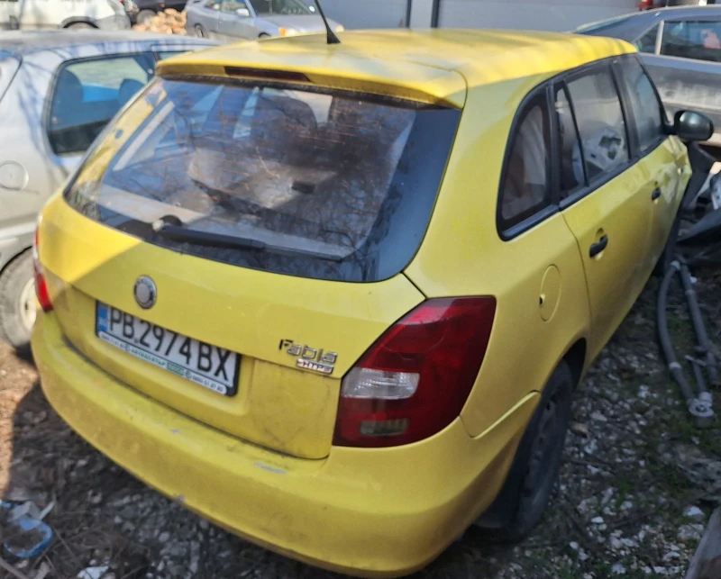 Skoda Fabia, снимка 4 - Автомобили и джипове - 49356941