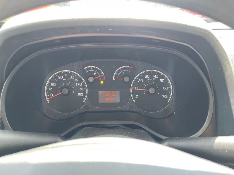 Fiat Doblo 62000 ПИКАП 1.6 120к.с. ТОП СЪСТОЯНИЕ, снимка 11 - Автомобили и джипове - 51589337