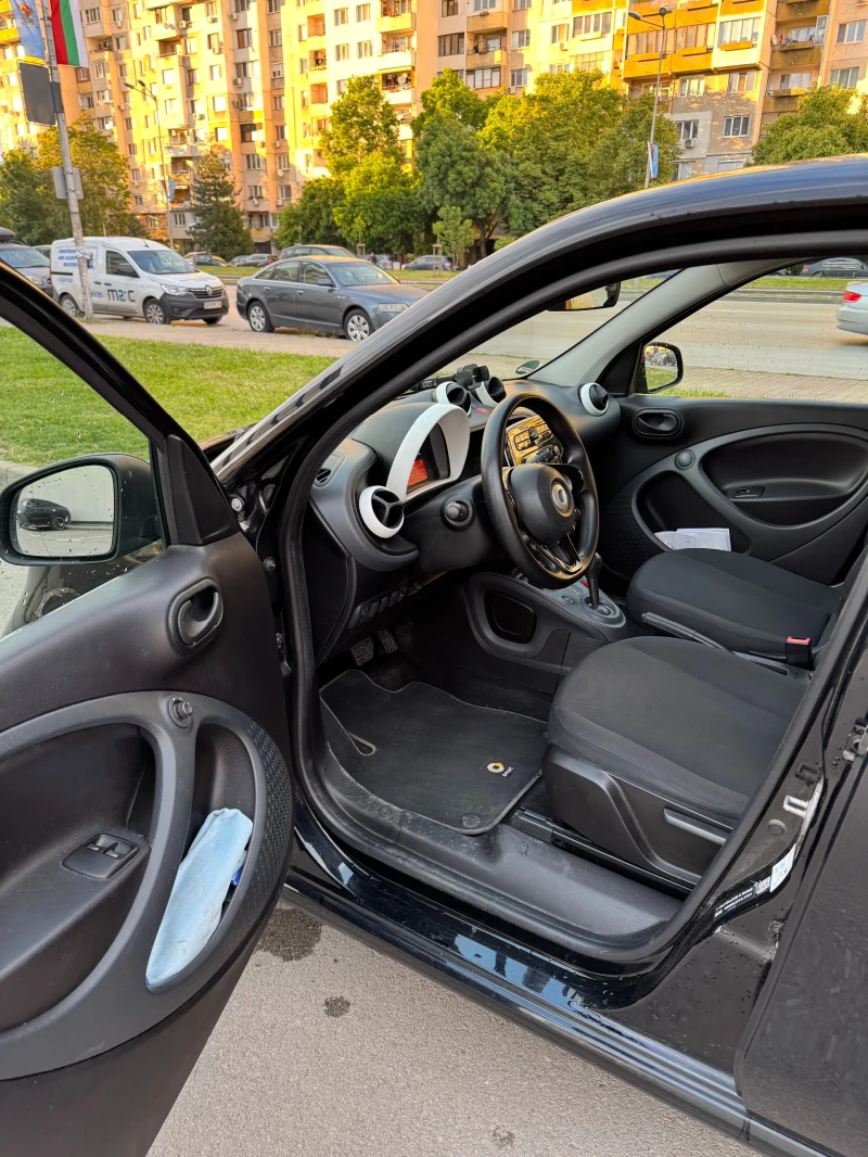 Smart Forfour, снимка 9 - Автомобили и джипове - 52395441