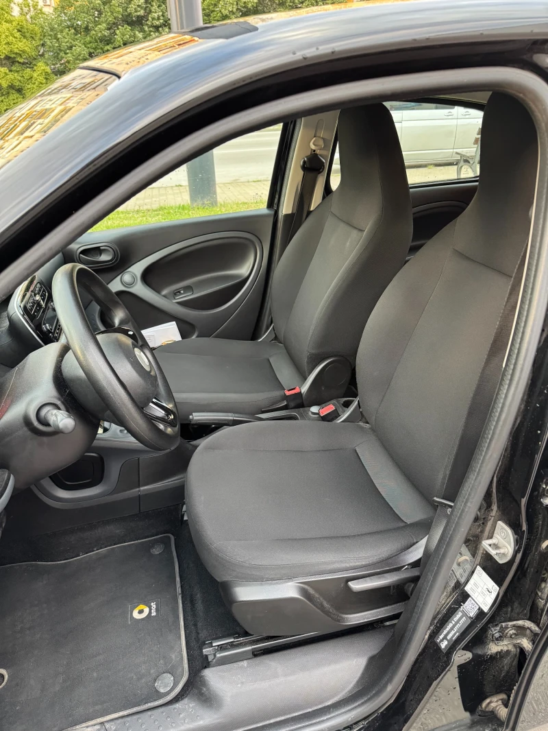Smart Forfour, снимка 12 - Автомобили и джипове - 52395441