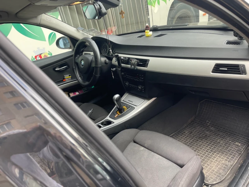 BMW 325, снимка 11 - Автомобили и джипове - 52893613