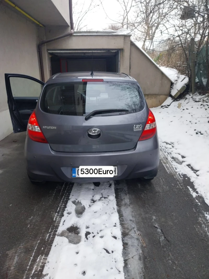 Hyundai I20 1.4 Бензин/Автоматични скорости, снимка 3 - Автомобили и джипове - 53036752