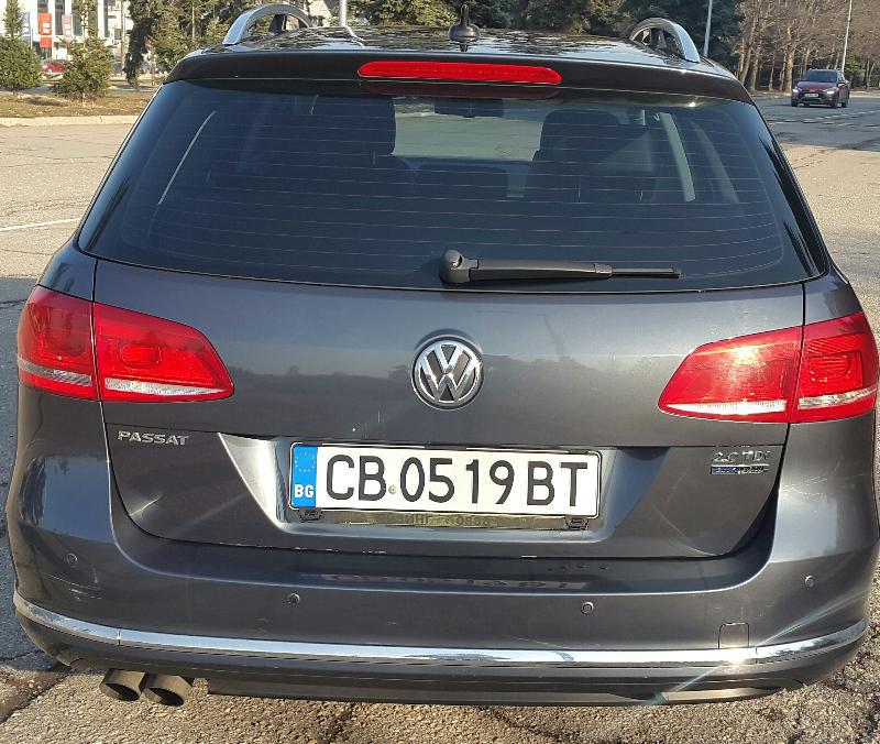 VW Passat, снимка 5 - Автомобили и джипове - 45799051