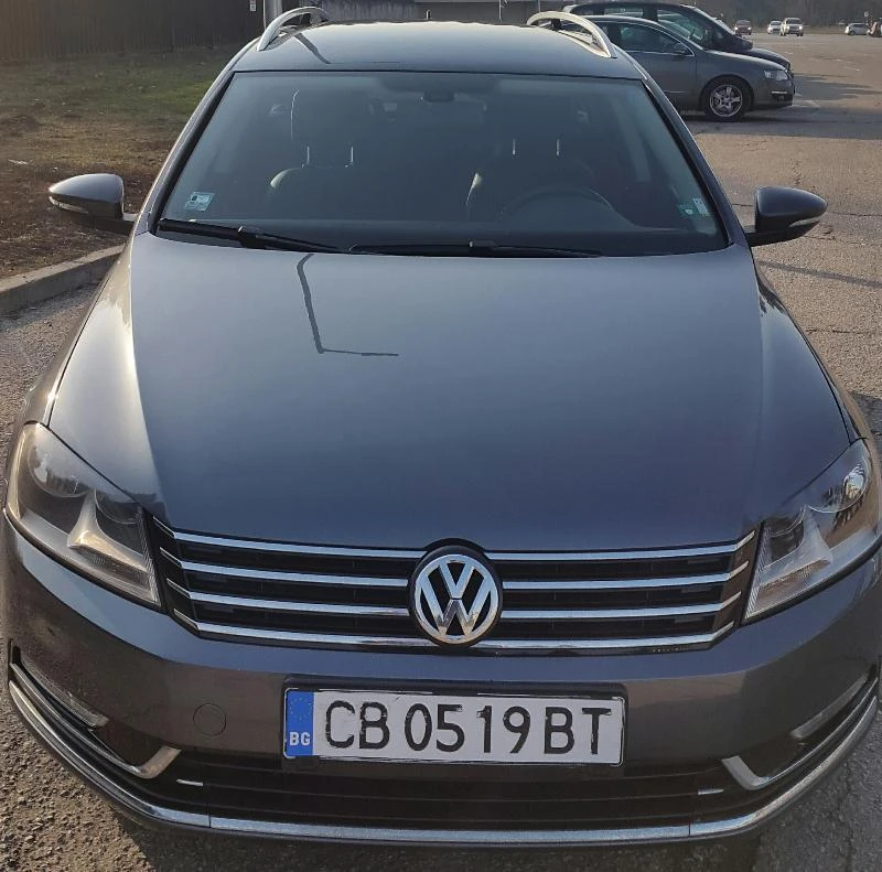 VW Passat, снимка 1 - Автомобили и джипове - 47584215