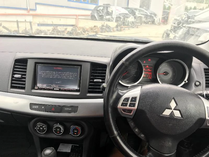 Mitsubishi Lancer 2.0, снимка 5 - Автомобили и джипове - 25879406