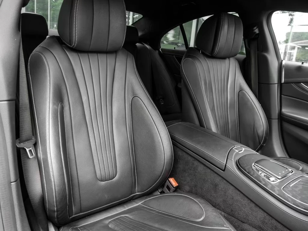 Mercedes-Benz CLS 450 4M AMG Line - изображение 6