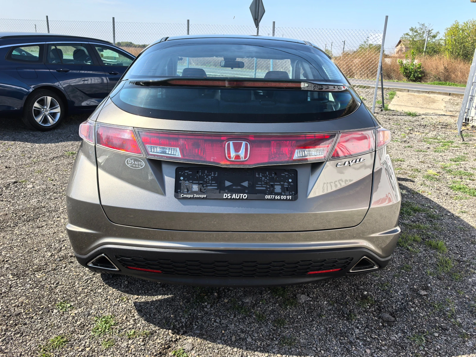 Honda Civic 1.8i - изображение 4