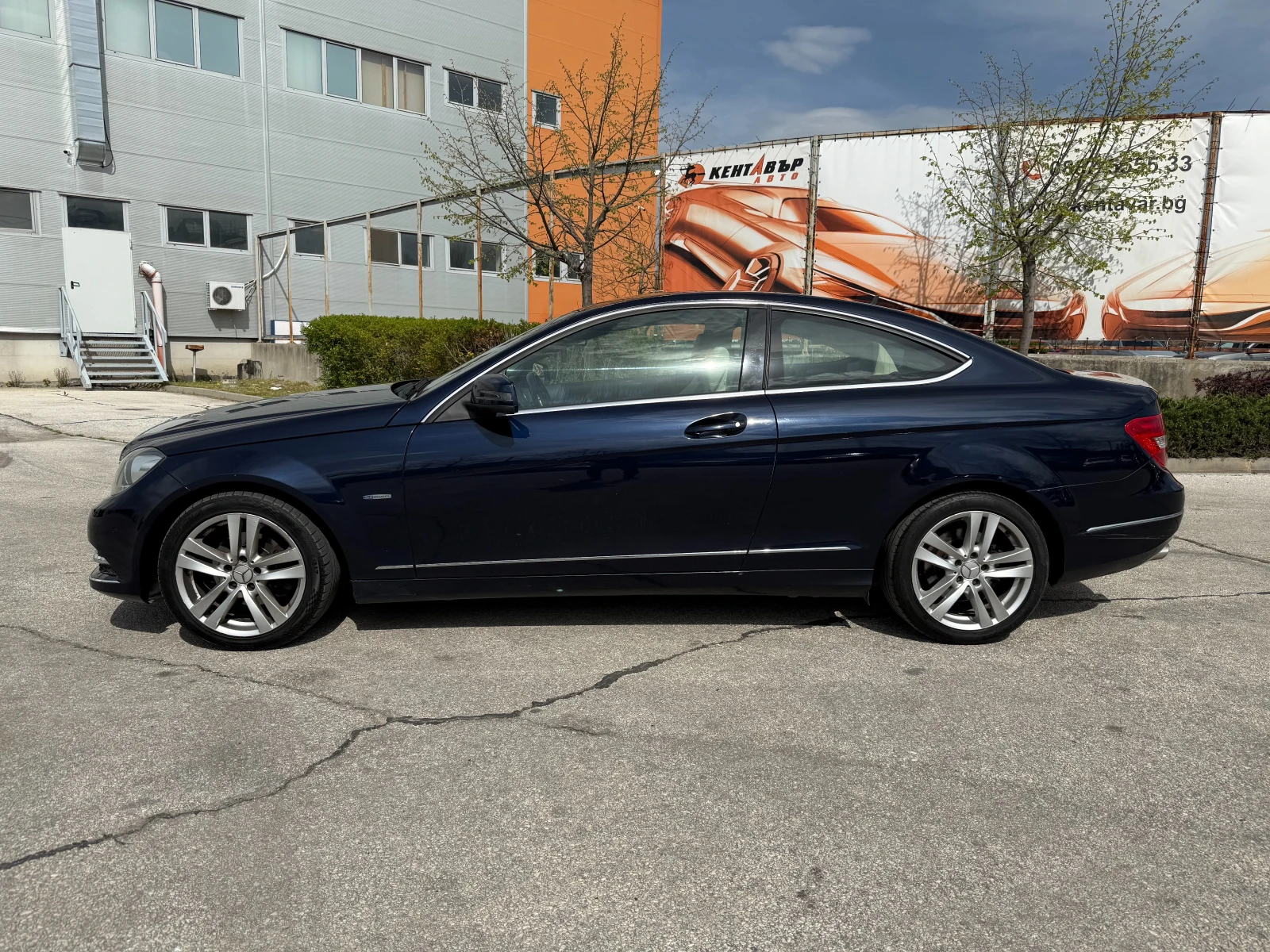 Mercedes-Benz C 220 2.2d 170 к.с - изображение 2