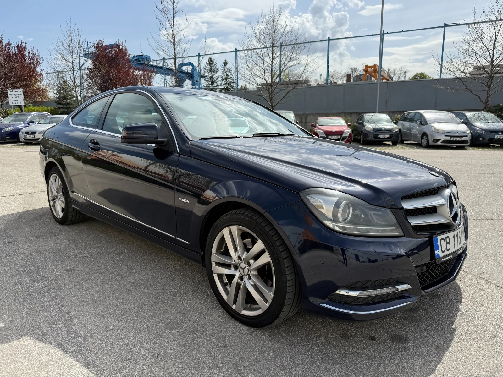 Mercedes-Benz C 220 2.2d 170 к.с - изображение 6
