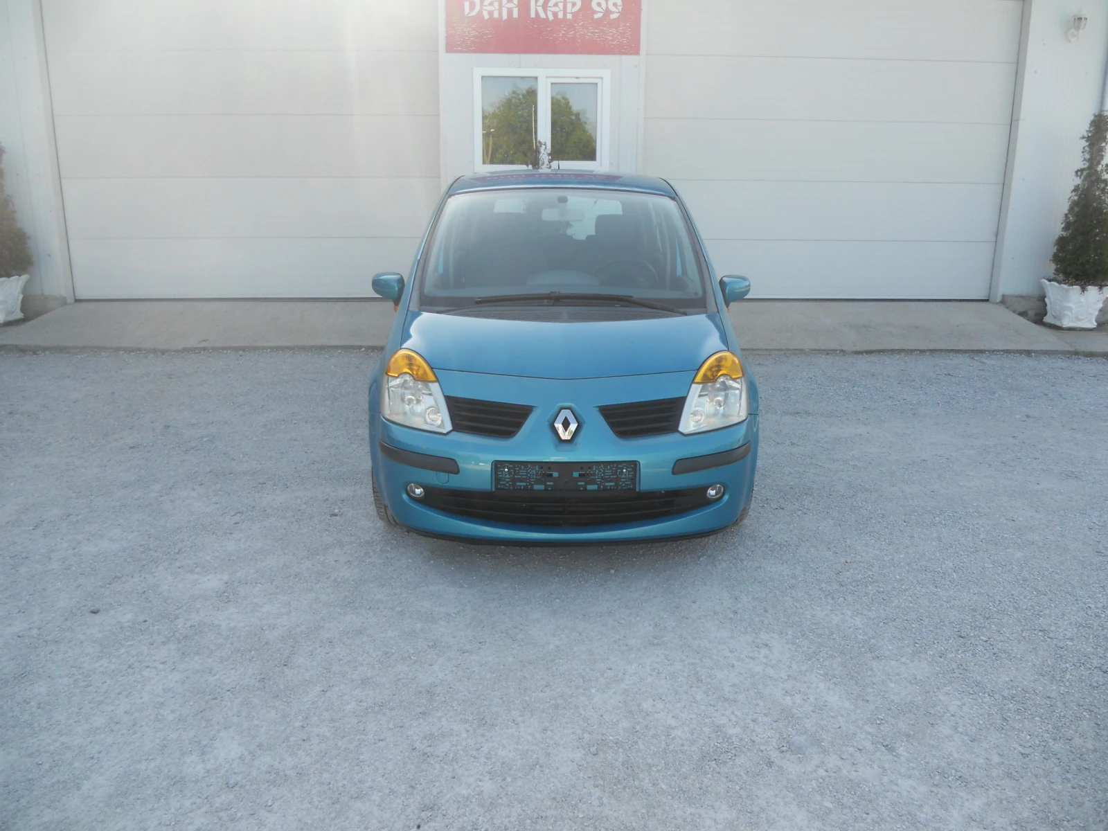 Renault Modus 1.6i ЛИЗИНГ!!!! РЕАЛНИ КИЛОМЕТРИ+ СЕРВИЗНА ИСТОРИЯ - изображение 2