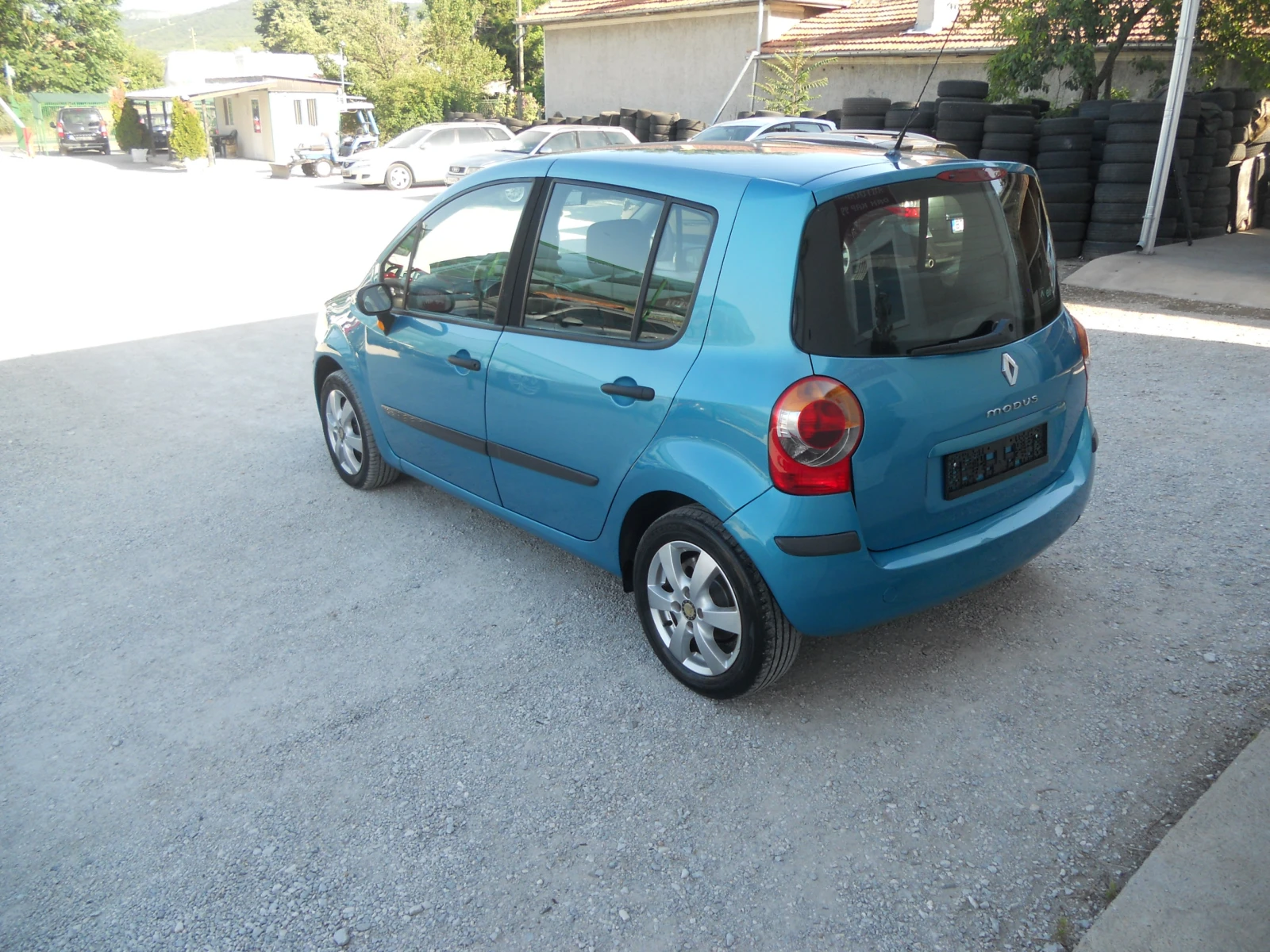 Renault Modus 1.6i ЛИЗИНГ!!!! РЕАЛНИ КИЛОМЕТРИ+ СЕРВИЗНА ИСТОРИЯ - изображение 3