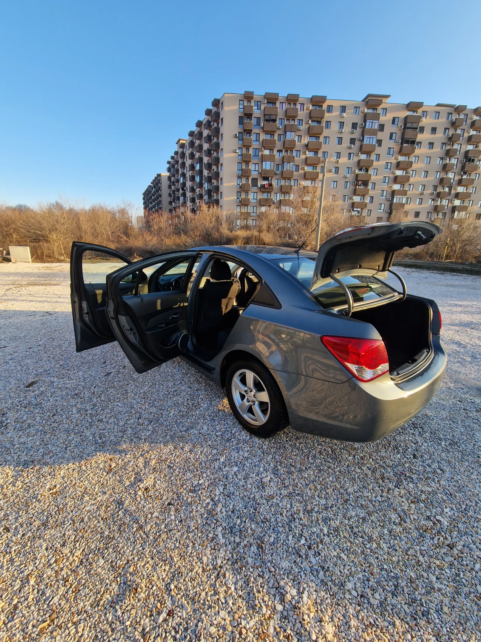 Chevrolet Cruze  - изображение 10