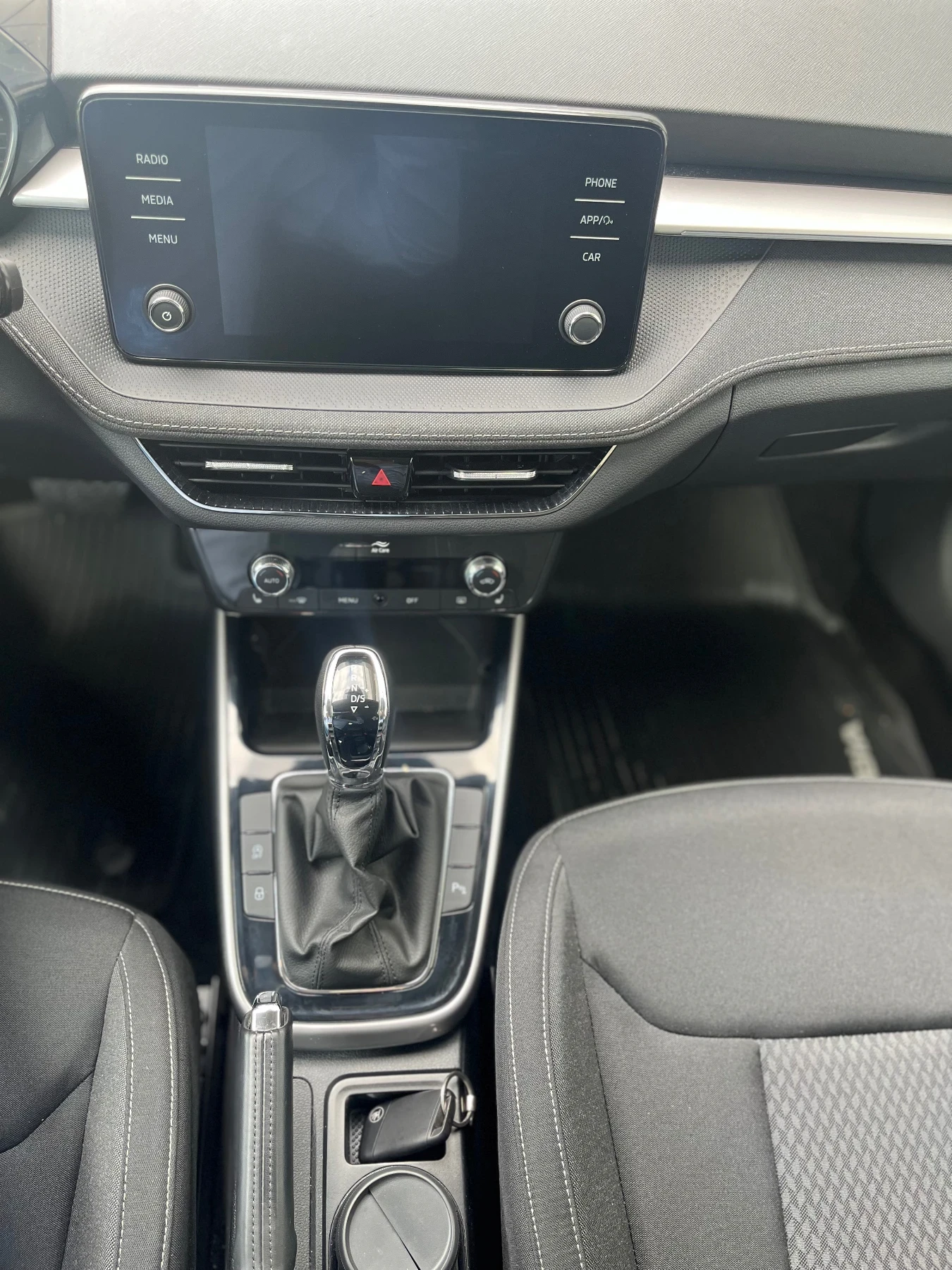 Skoda Fabia 1.0 TSI 7DSG | Mobile.bg — изображение 11