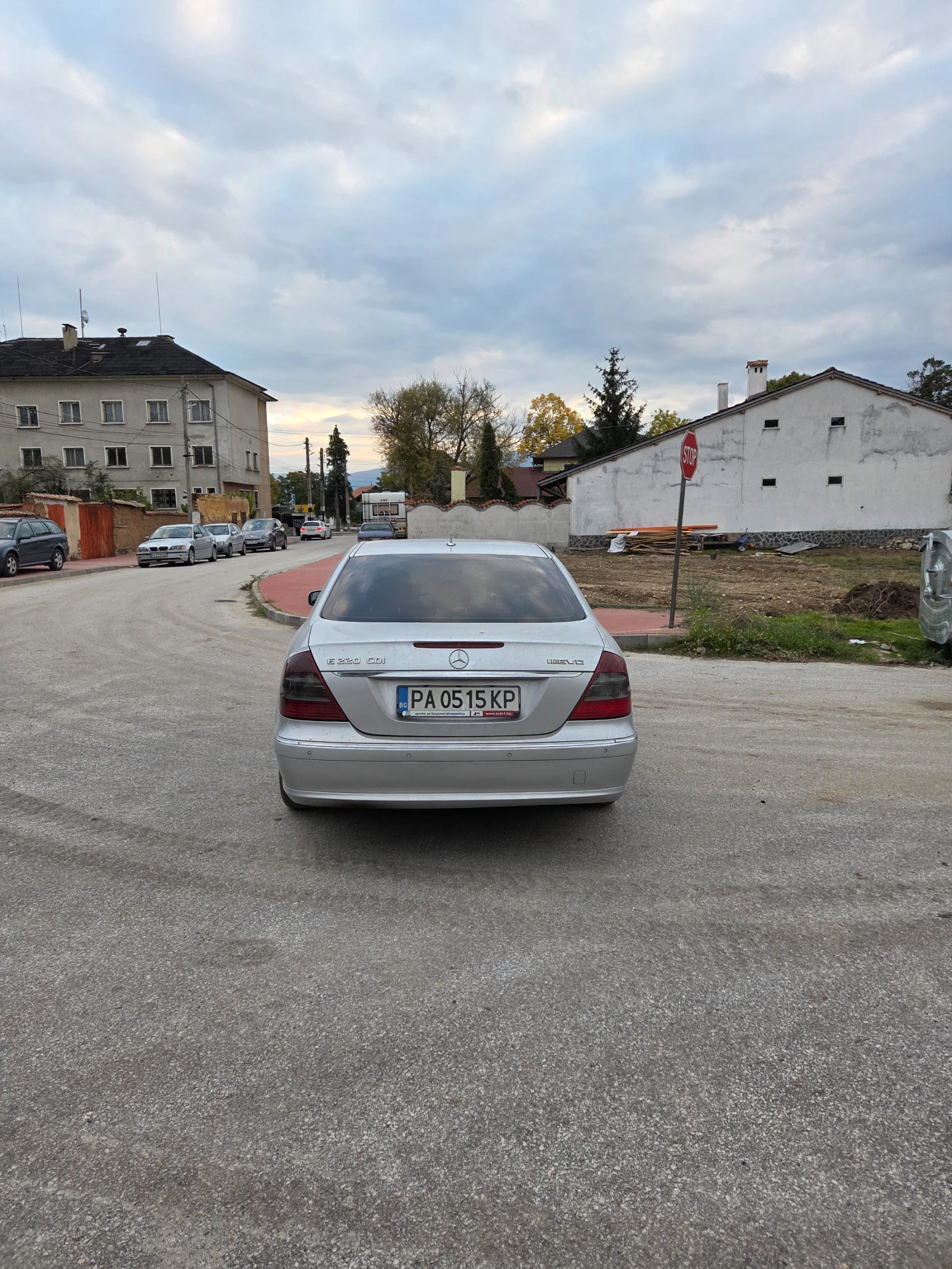 Mercedes-Benz E 220 | Mobile.bg — изображение 4