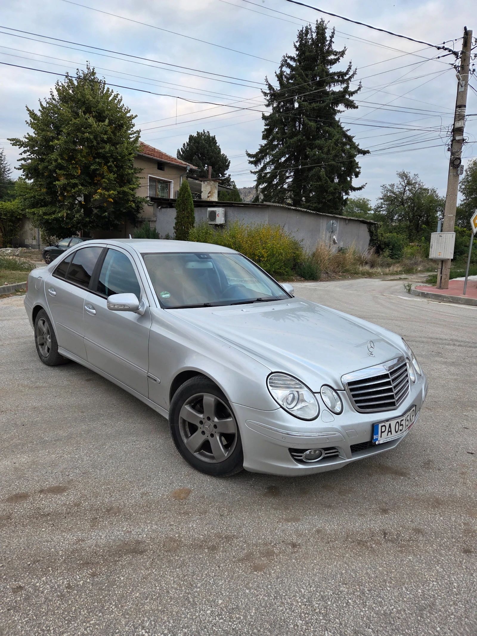 Mercedes-Benz E 220 | Mobile.bg — изображение 2