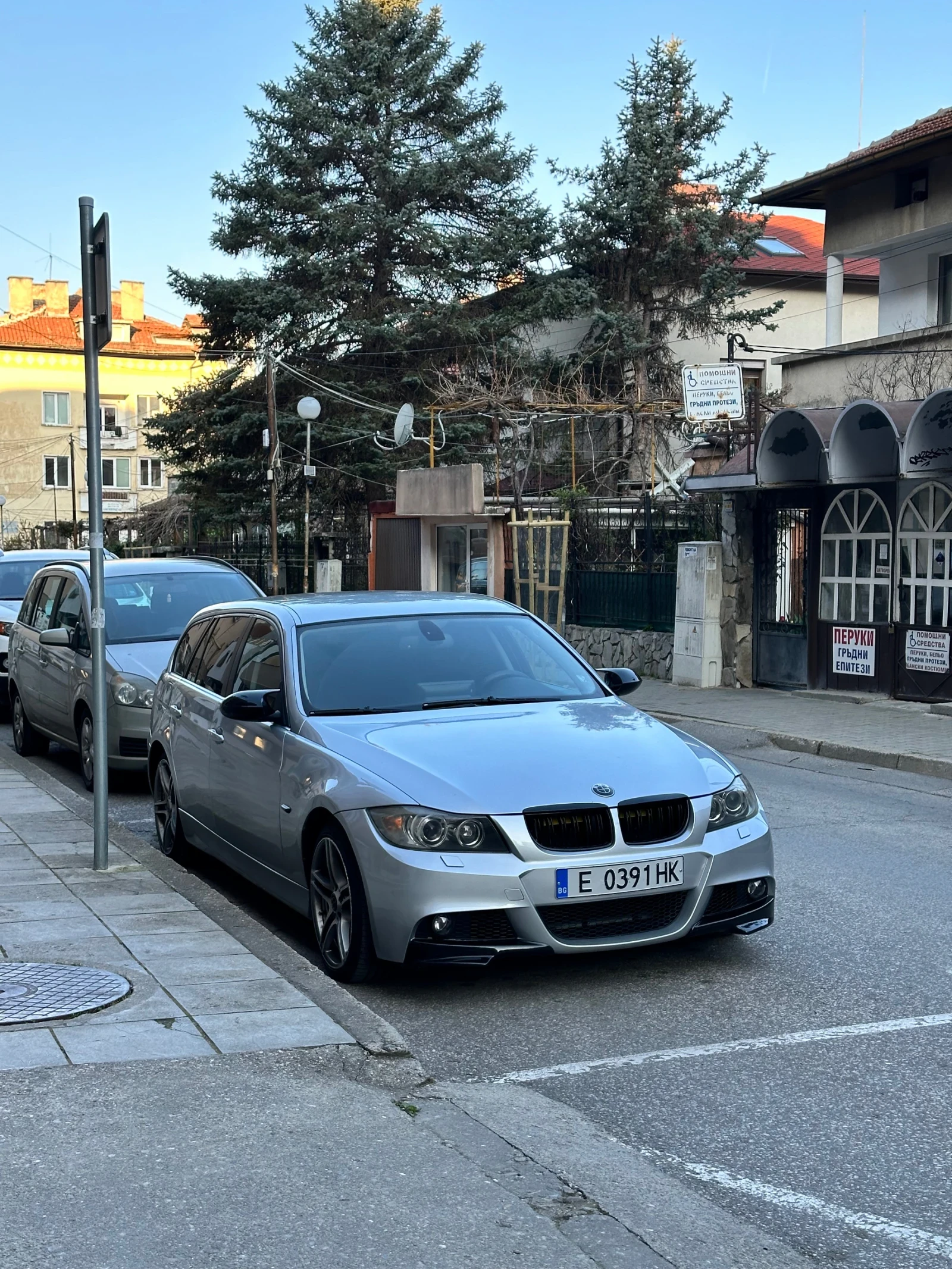 BMW 325 Xdrive, снимка 3 - Автомобили и джипове - 53793095
